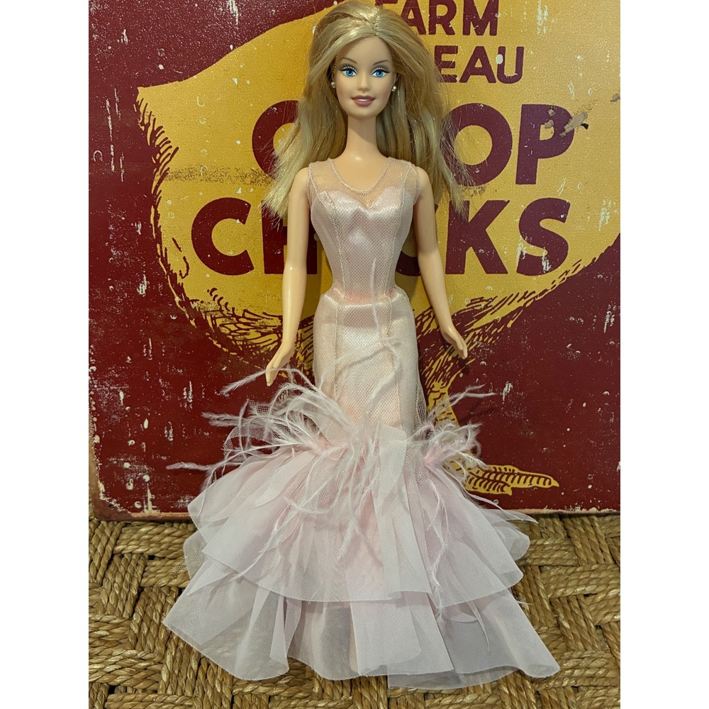 Barbie 2002 Collector Edition Pink Gown Feather Dress Mattel